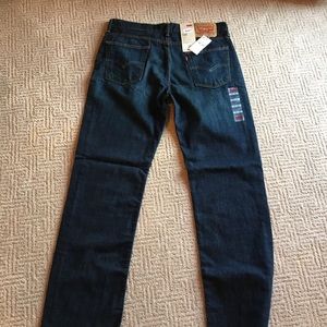 Levi’s 514 33/32 New with tags.